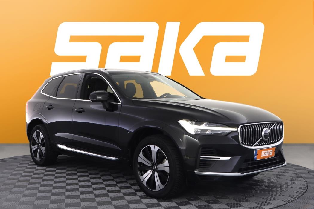 VOLVO XC60 2023