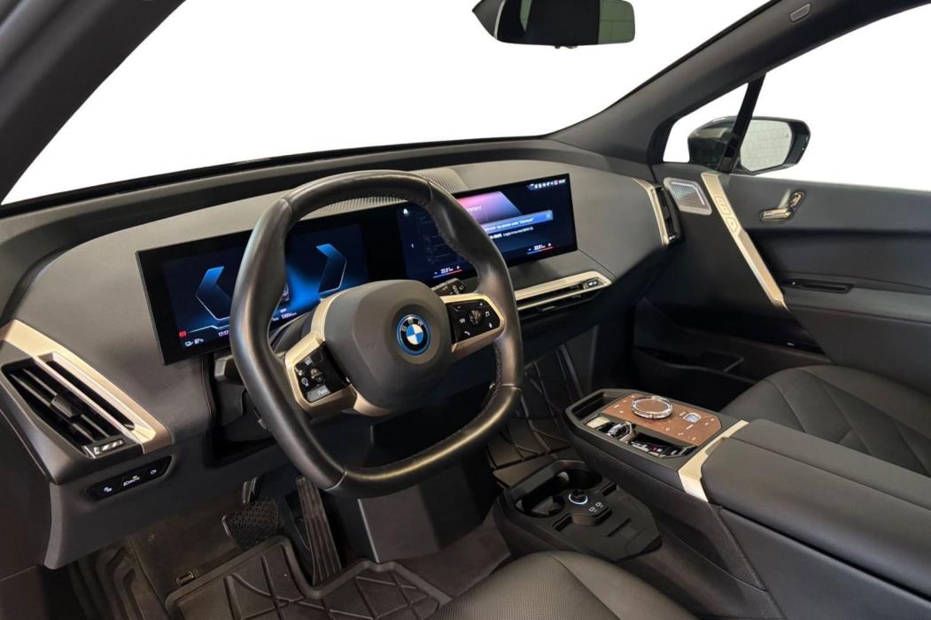 BMW iX 2023