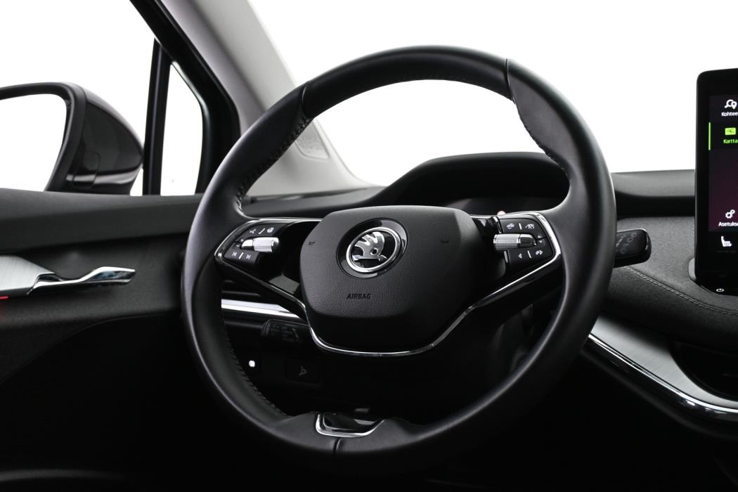 SKODA Enyaq 2023
