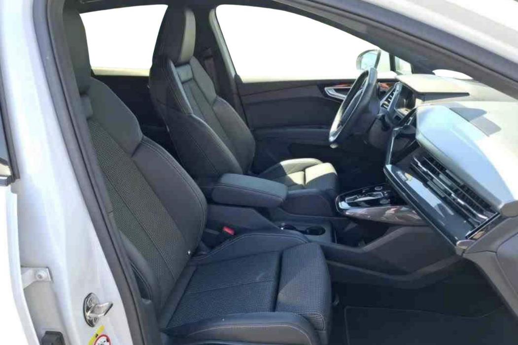 AUDI Q4 e-tron 2022