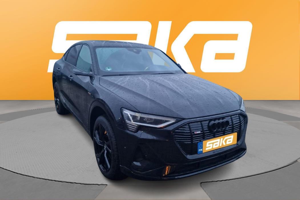 AUDI e-tron 2020