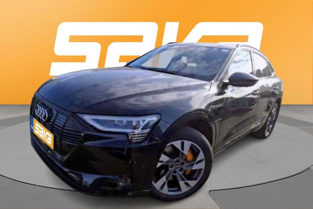 AUDI e-tron 2022