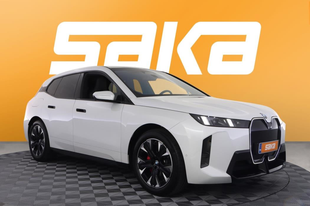 BMW iX 2025