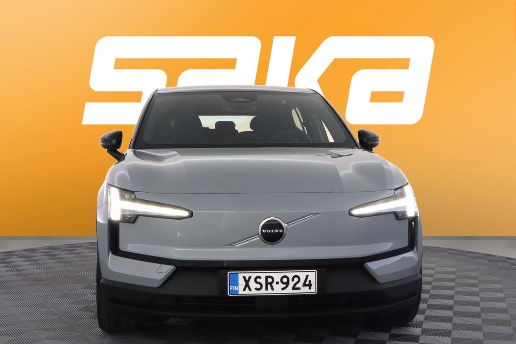 VOLVO EX30 2024