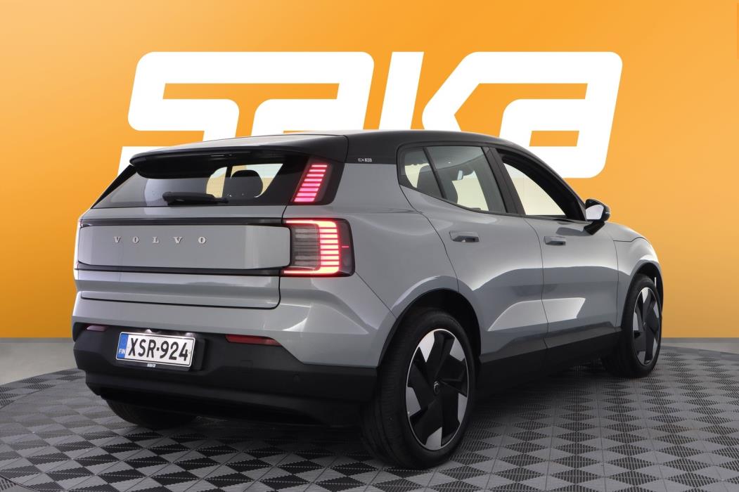 VOLVO EX30 2024