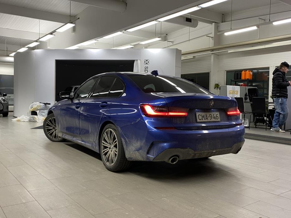 BMW 320 2019