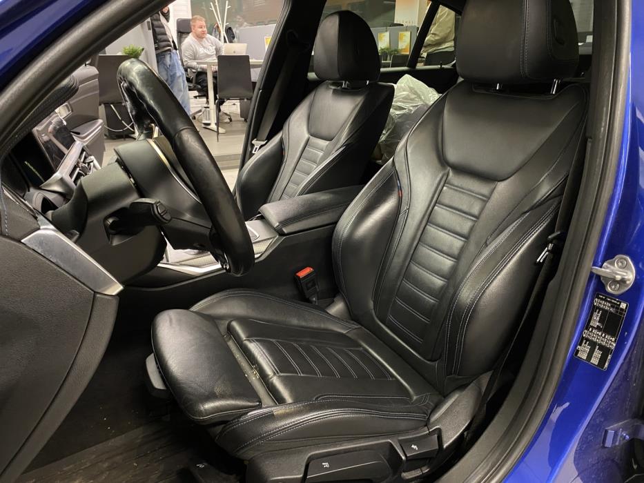 BMW 320 2019