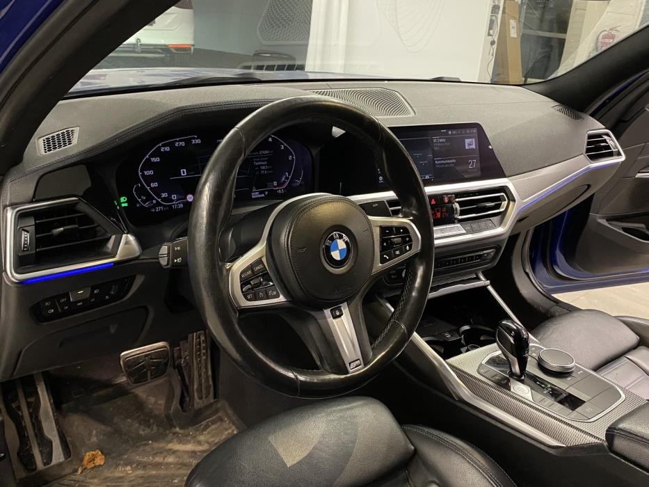 BMW 320 2019