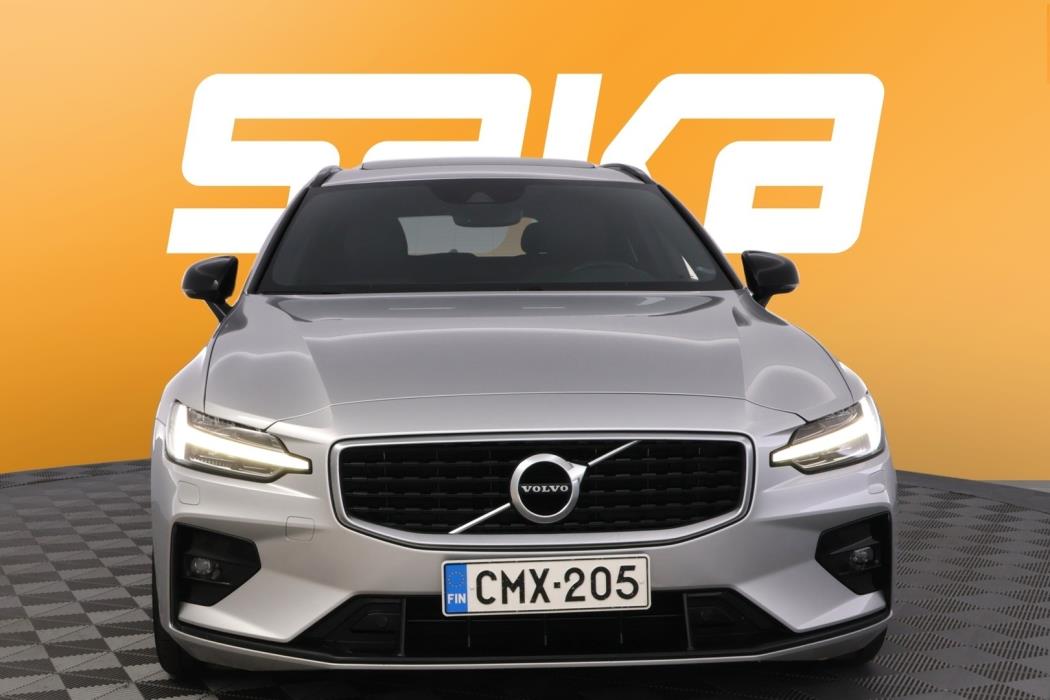 VOLVO V60 2020