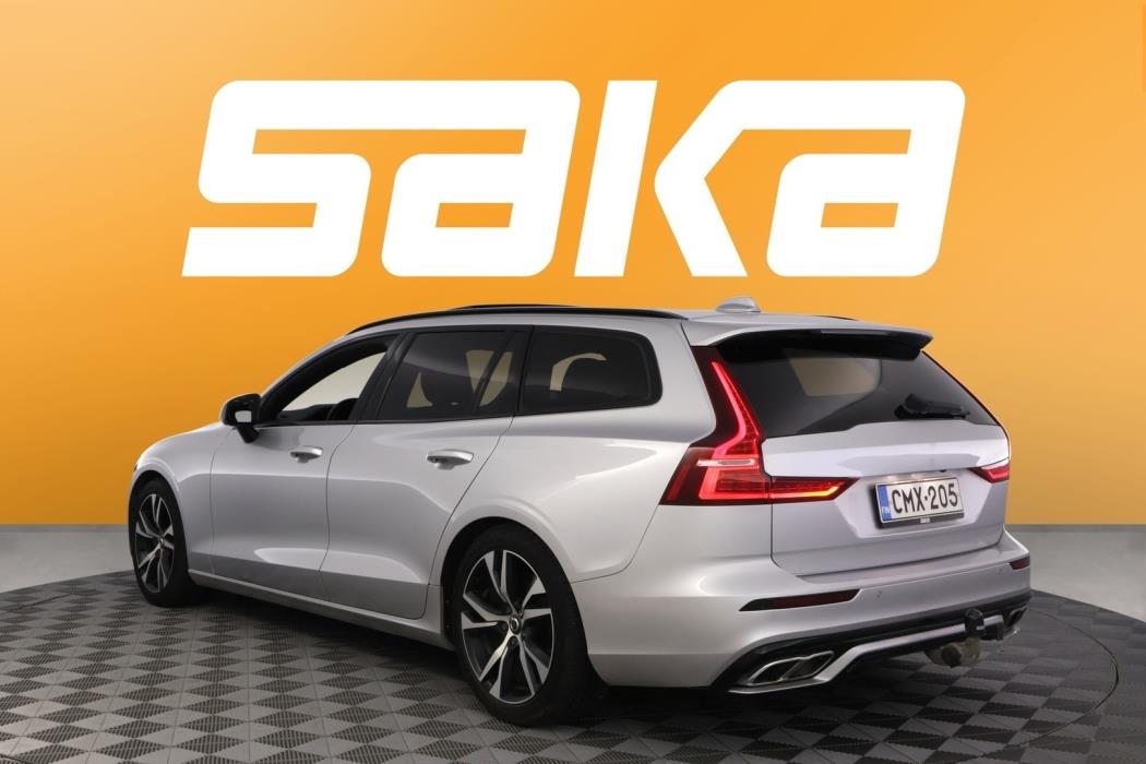 VOLVO V60 2020