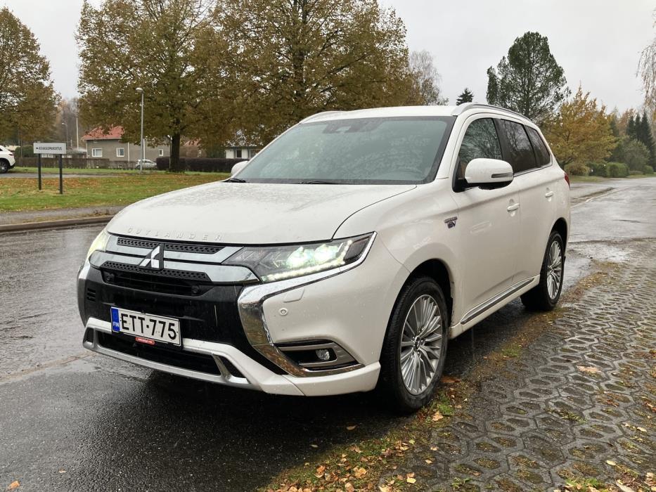 MITSUBISHI Outlander 2019