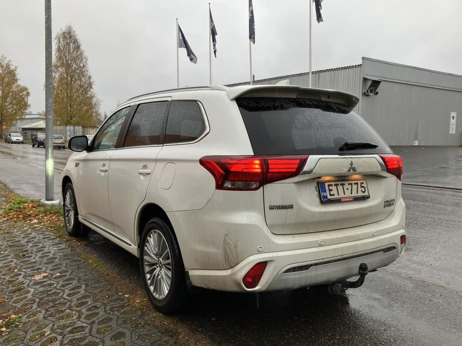 MITSUBISHI Outlander 2019
