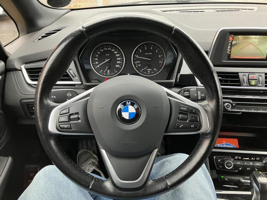BMW 220 2017