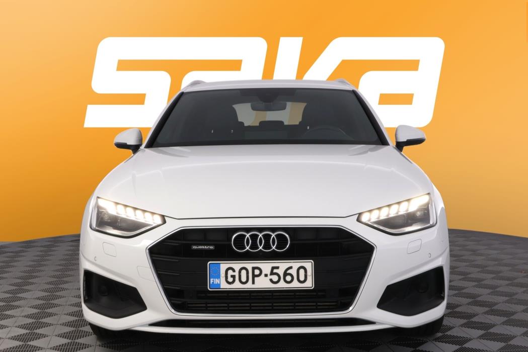 AUDI A4 2021