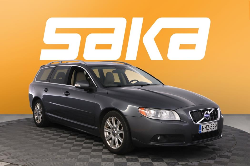 VOLVO V70 2010