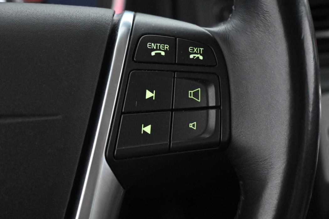 VOLVO V70 2010