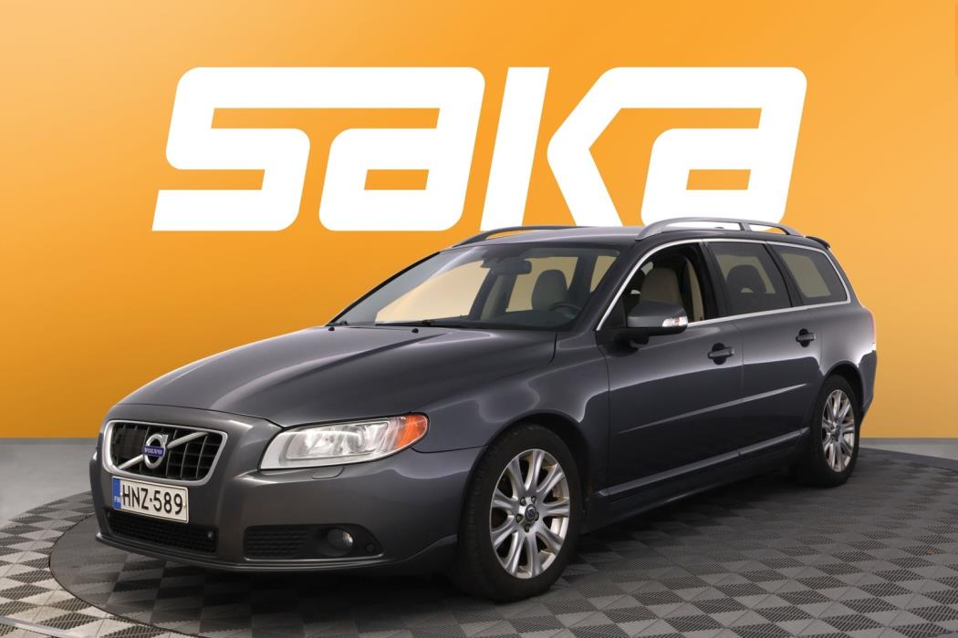 VOLVO V70 2010
