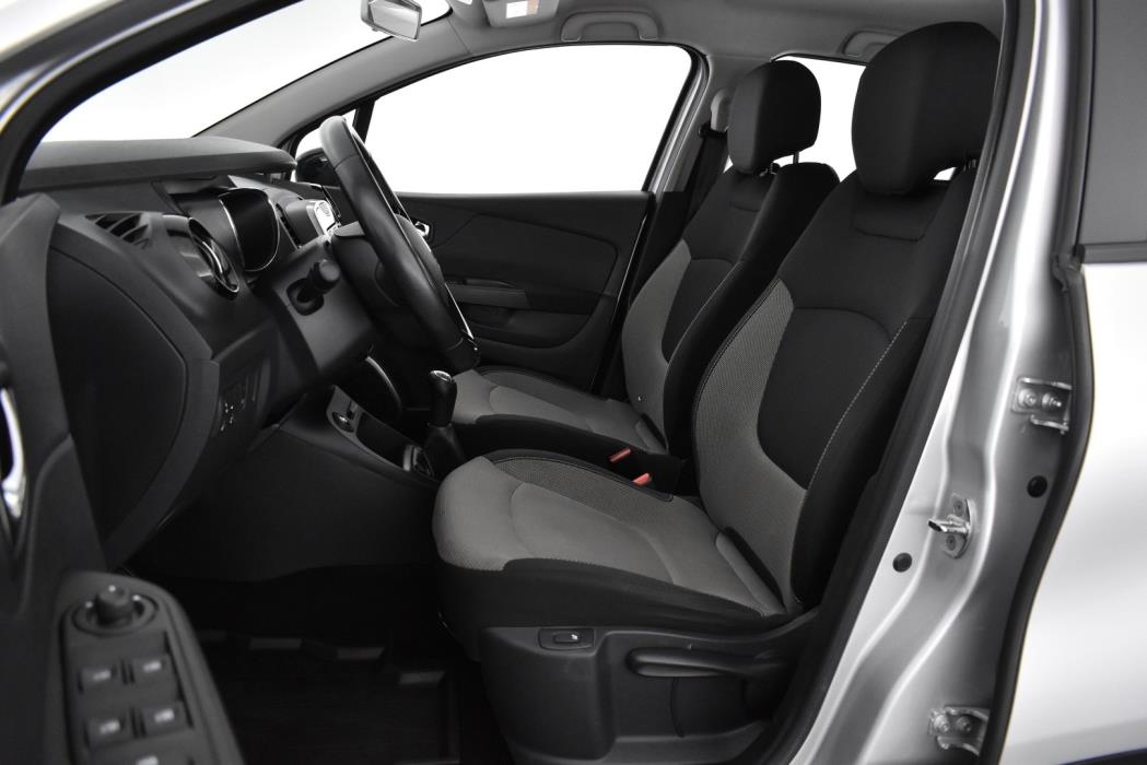 RENAULT Captur 2016