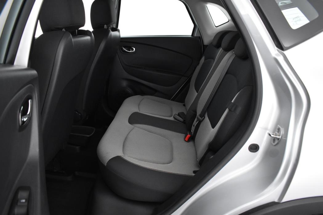 RENAULT Captur 2016