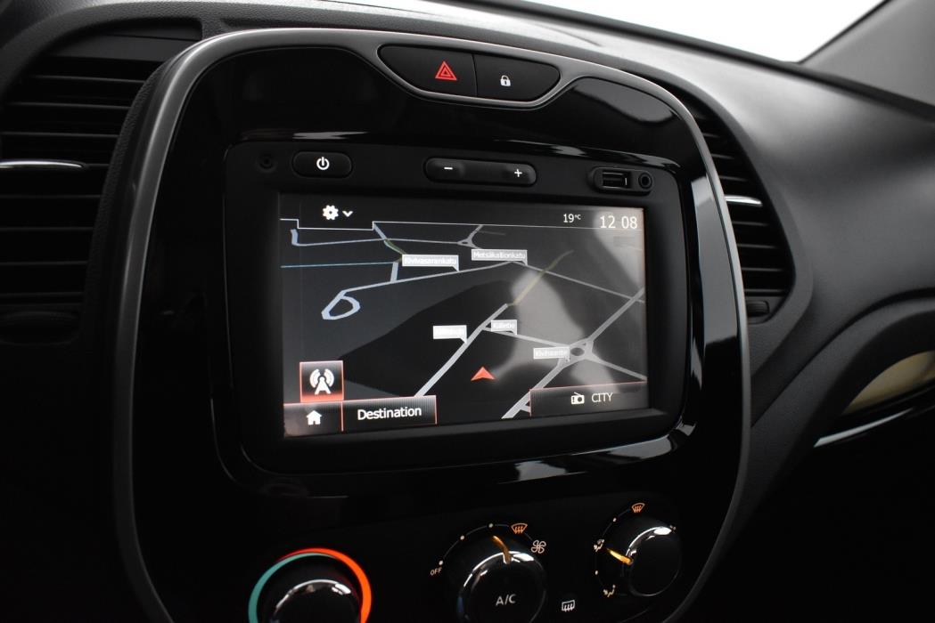 RENAULT Captur 2016