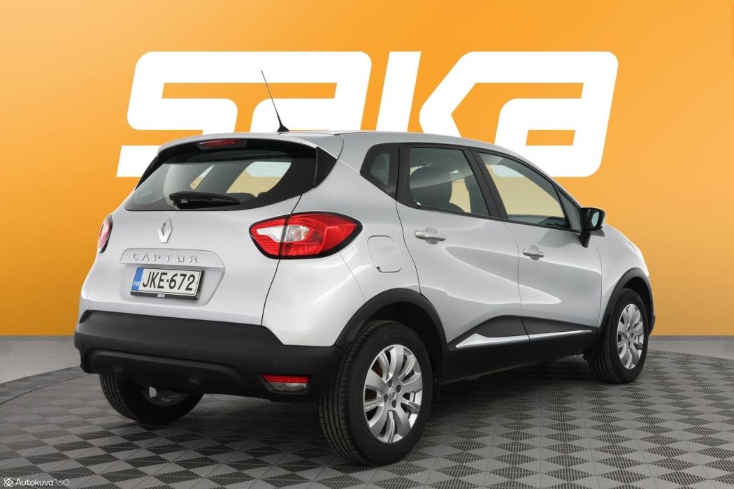 RENAULT Captur 2016