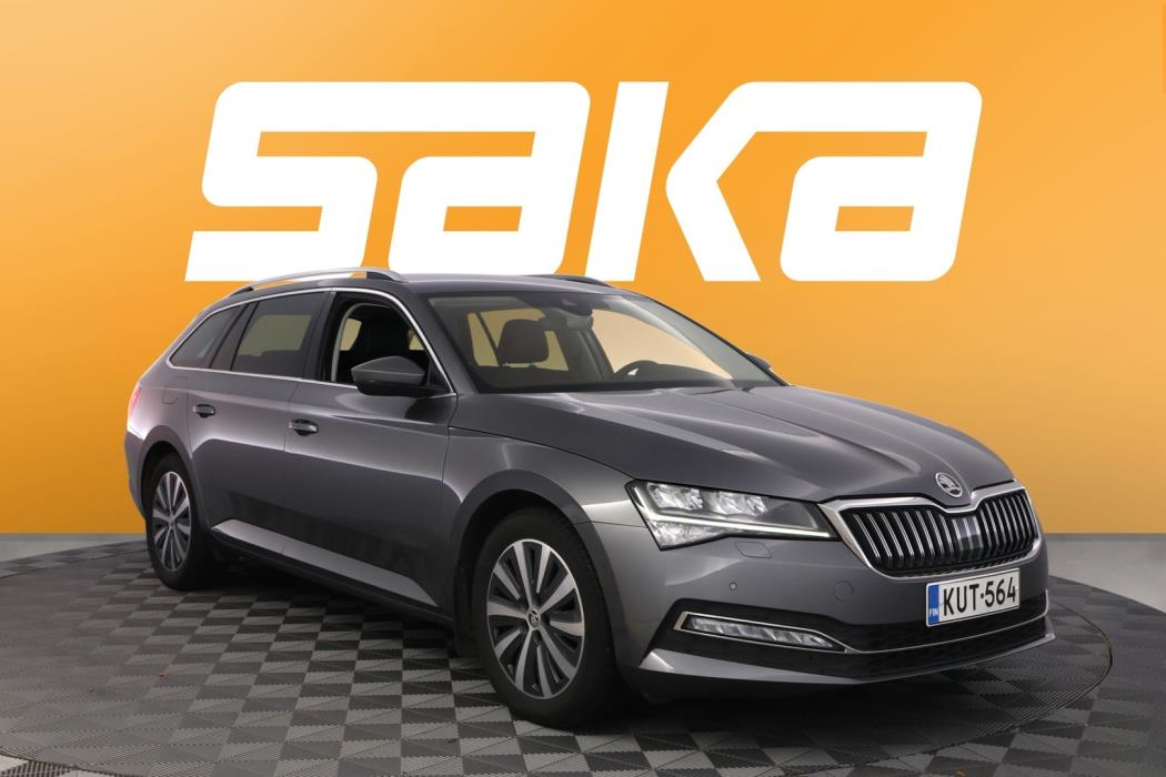 SKODA Superb 2023