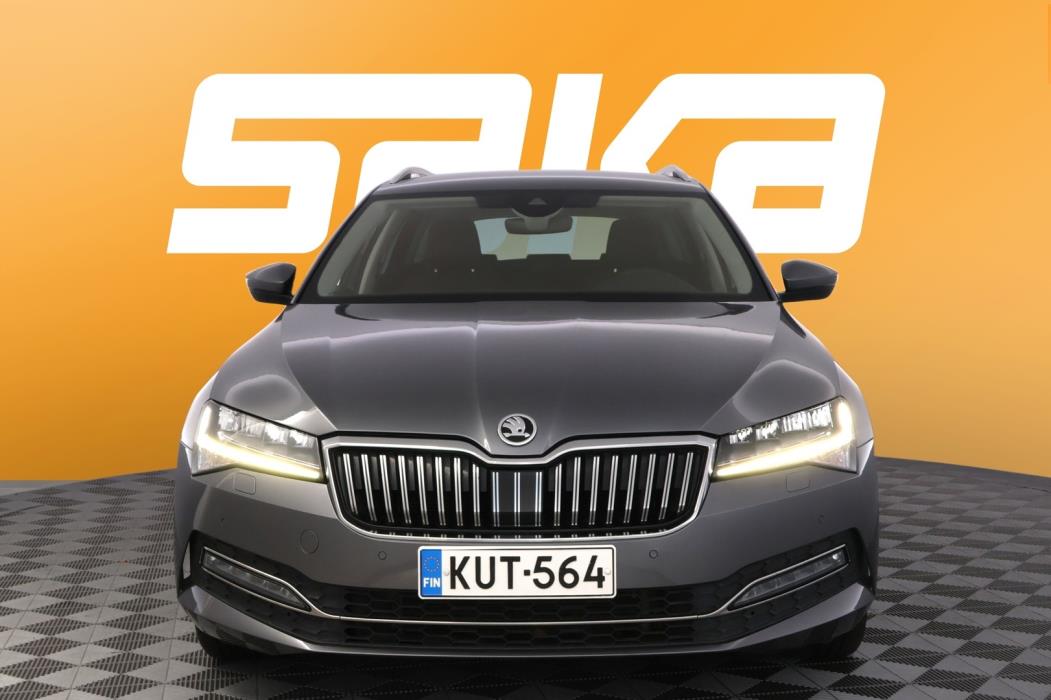 SKODA Superb 2023