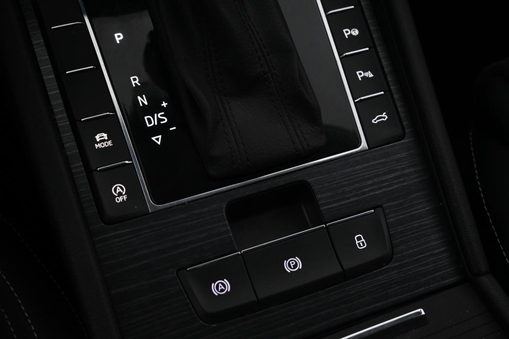 SKODA Superb 2023