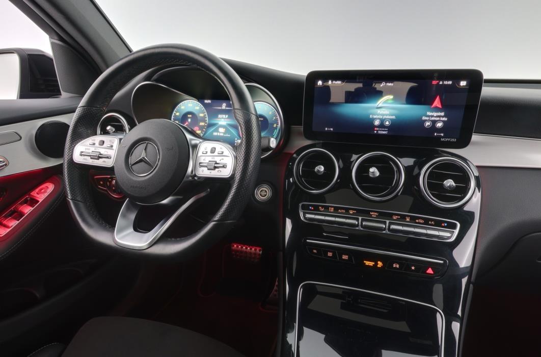 MERCEDES-BENZ GLC 2022