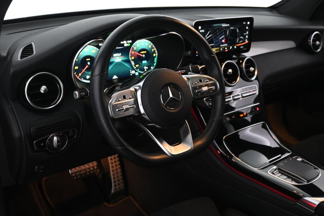 MERCEDES-BENZ GLC 2022