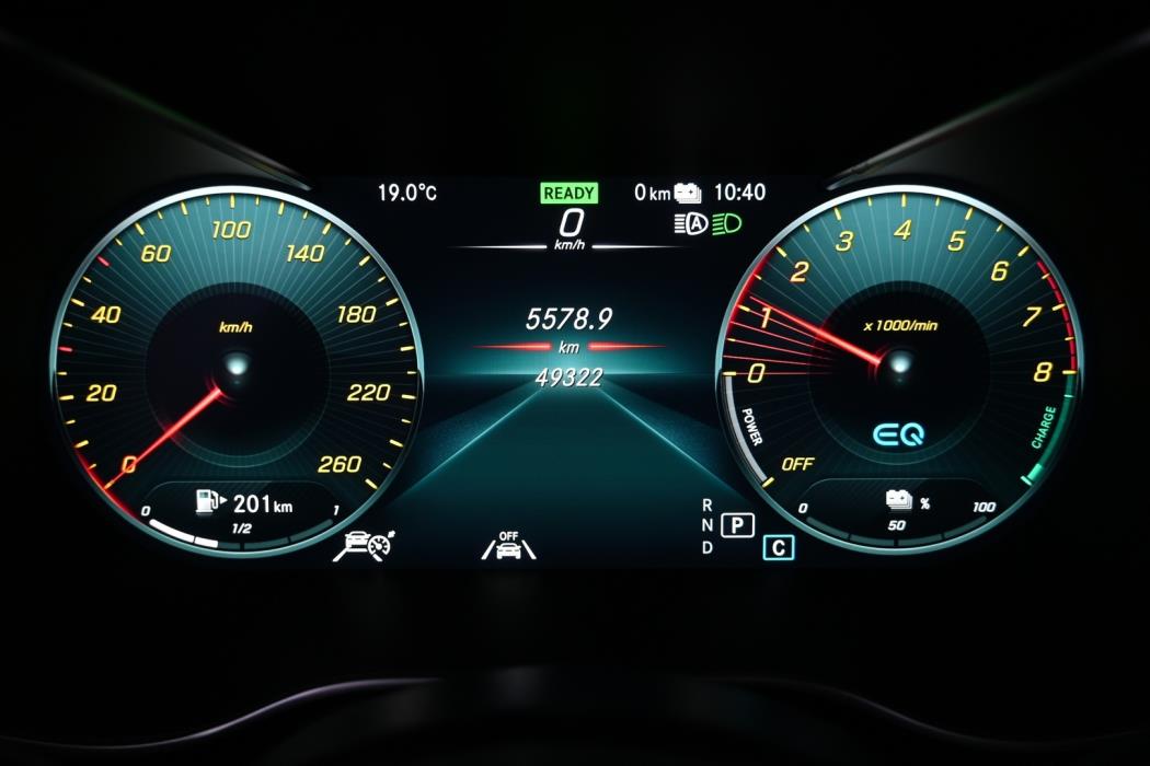 MERCEDES-BENZ GLC 2022
