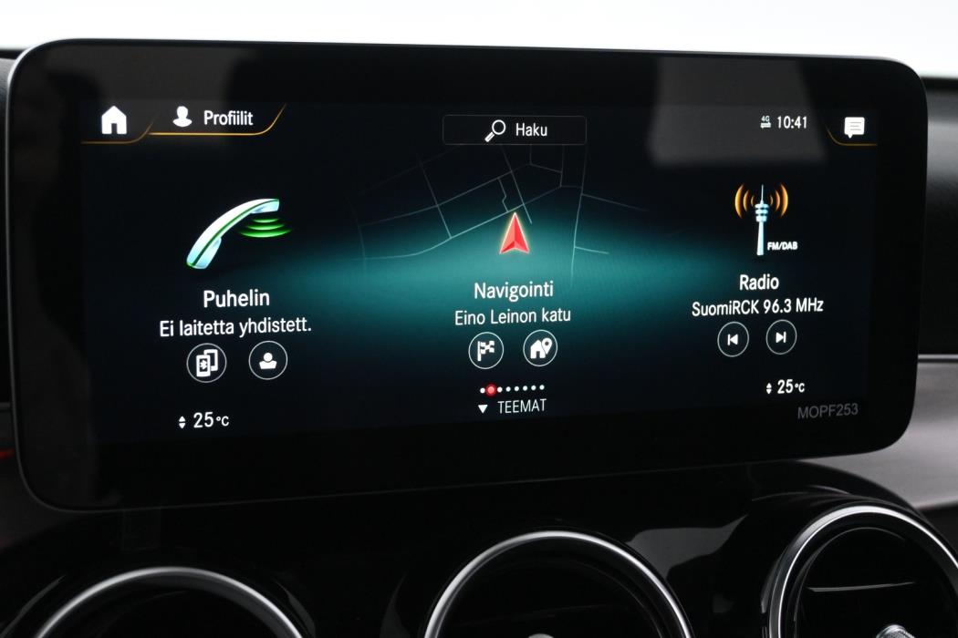 MERCEDES-BENZ GLC 2022