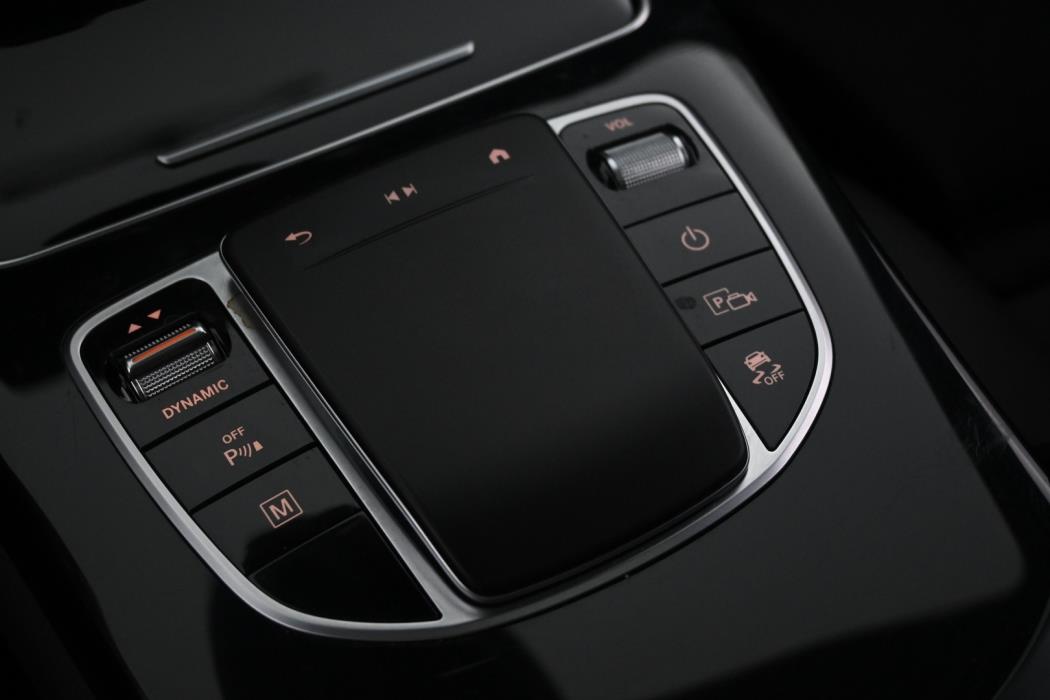 MERCEDES-BENZ GLC 2022