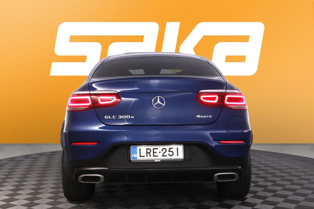 MERCEDES-BENZ GLC 2022