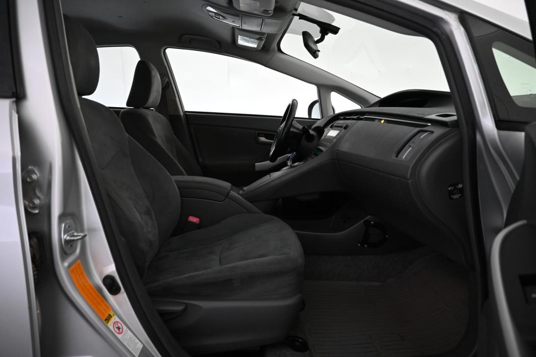 TOYOTA Prius 2010