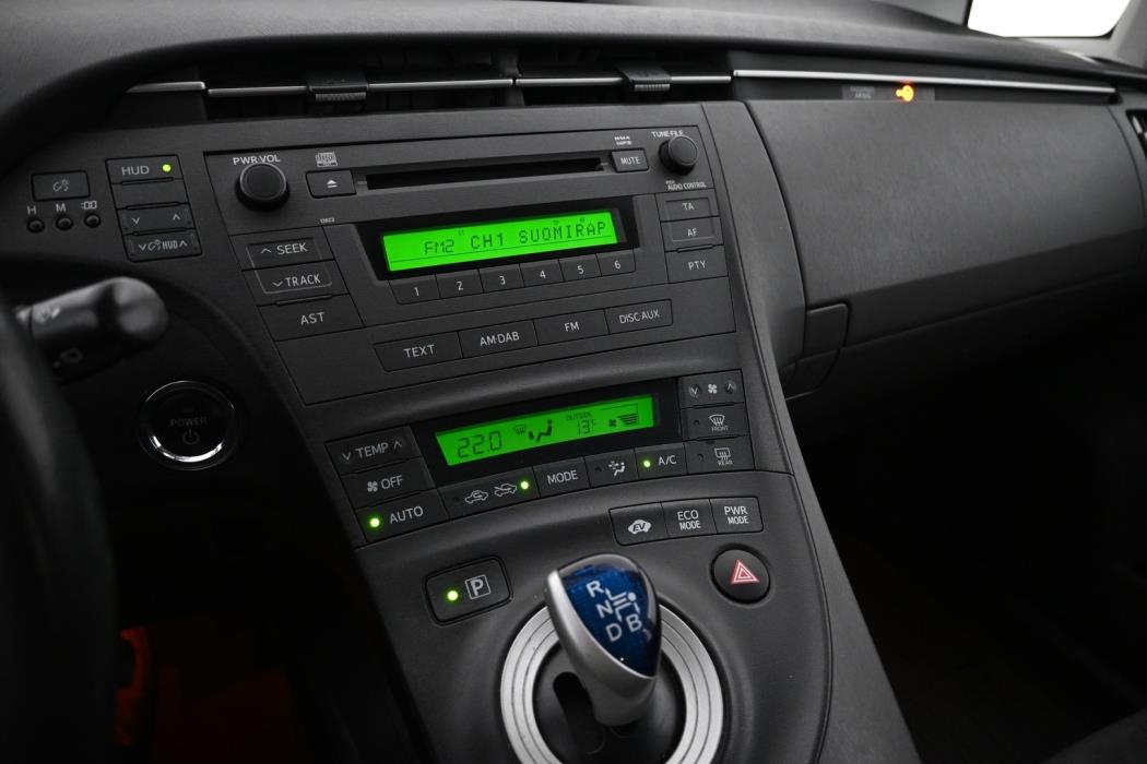TOYOTA Prius 2010