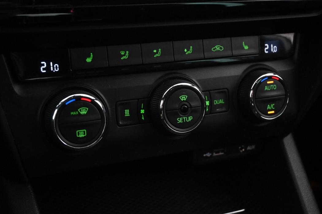 SKODA Octavia 2015