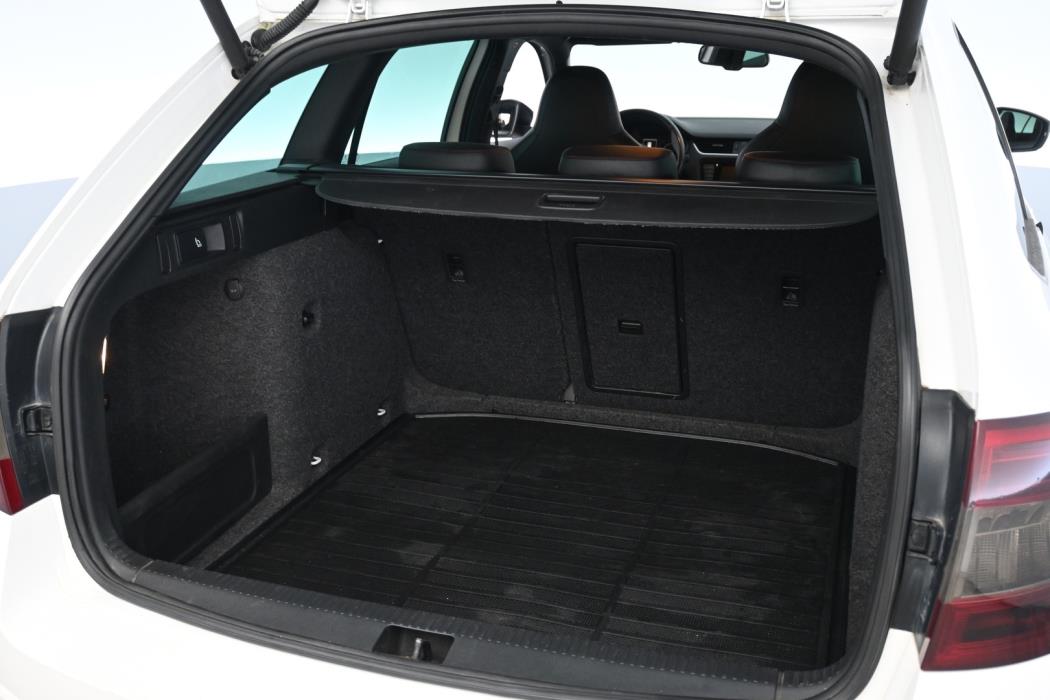 SKODA Octavia 2015