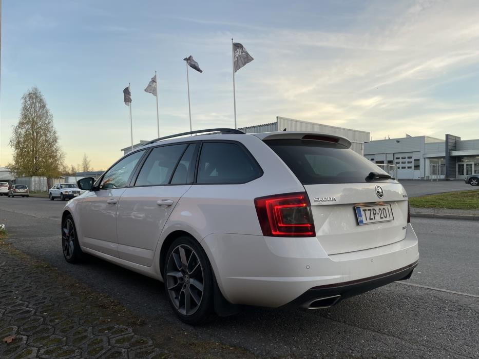 SKODA Octavia 2015