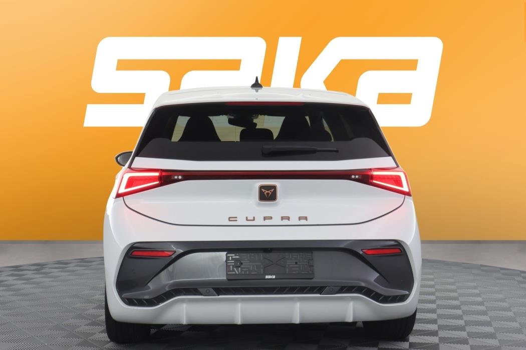 CUPRA Born 2022