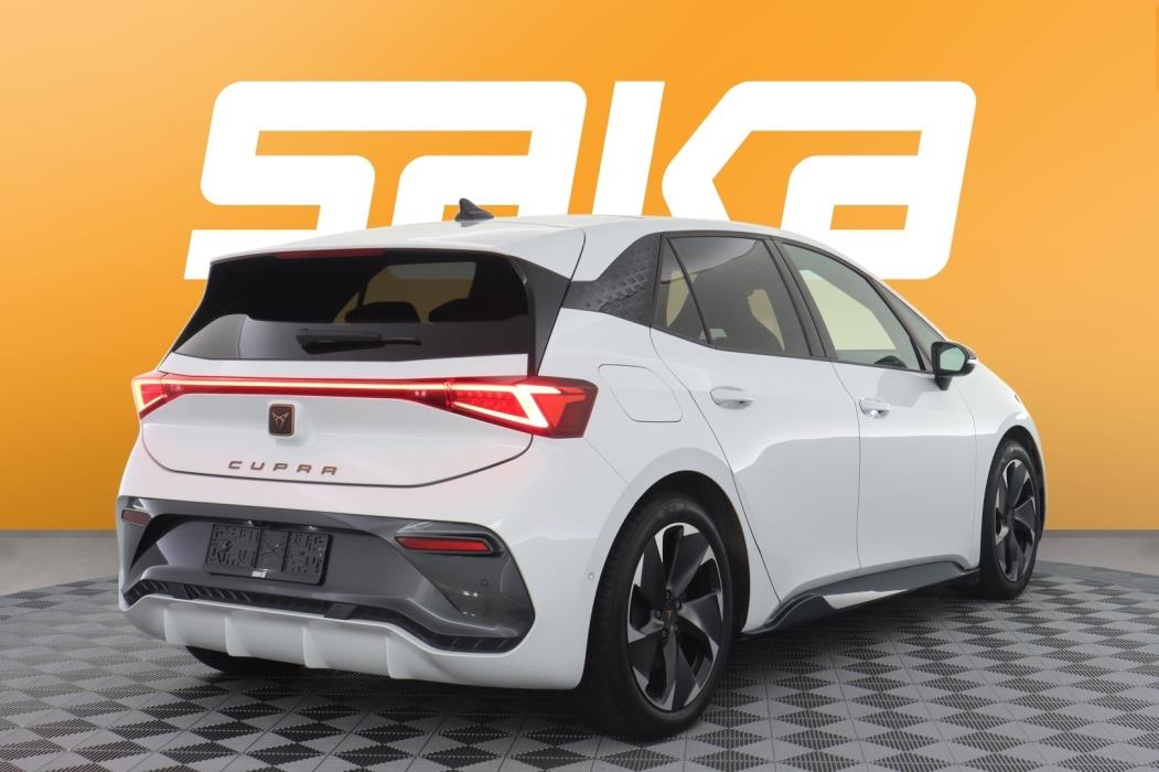 CUPRA Born 2022