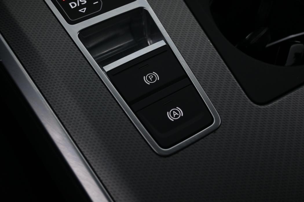 AUDI A6 2022