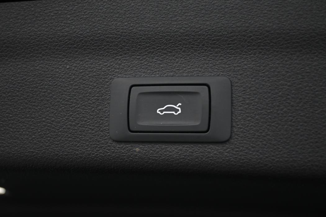 AUDI A6 2022