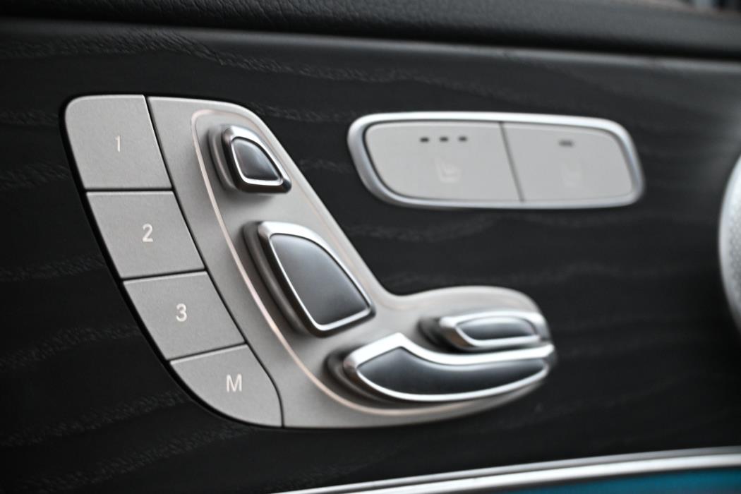 MERCEDES-BENZ E 2020