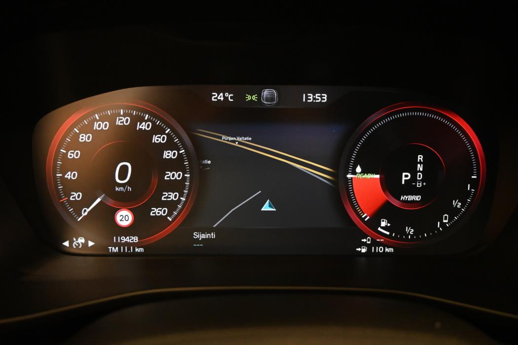 VOLVO XC40 2020
