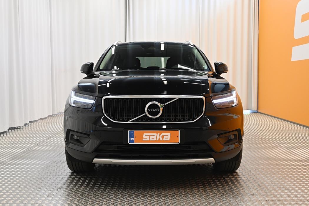 VOLVO XC40 2020