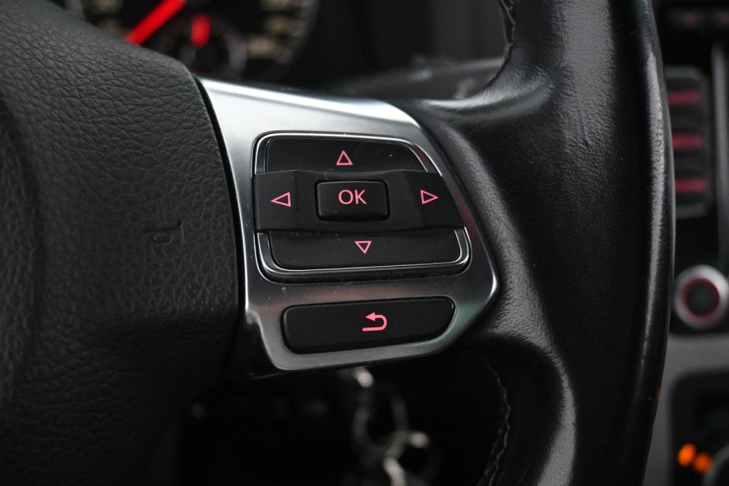 VOLKSWAGEN Scirocco 2010
