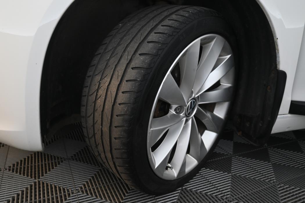 VOLKSWAGEN Scirocco 2010