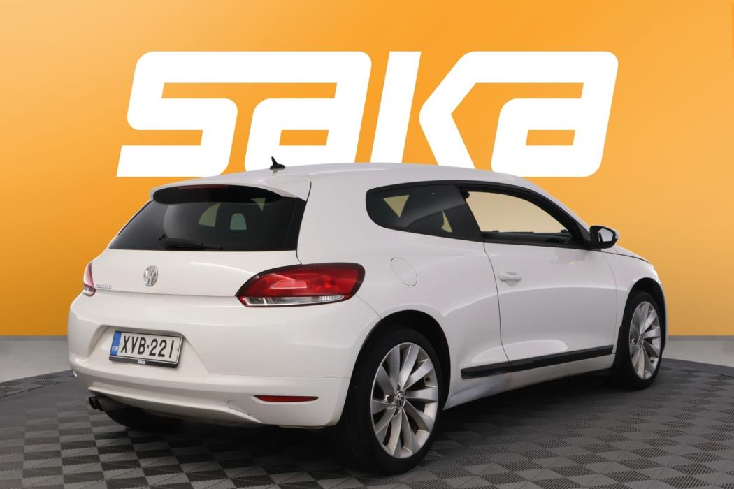 VOLKSWAGEN Scirocco 2010