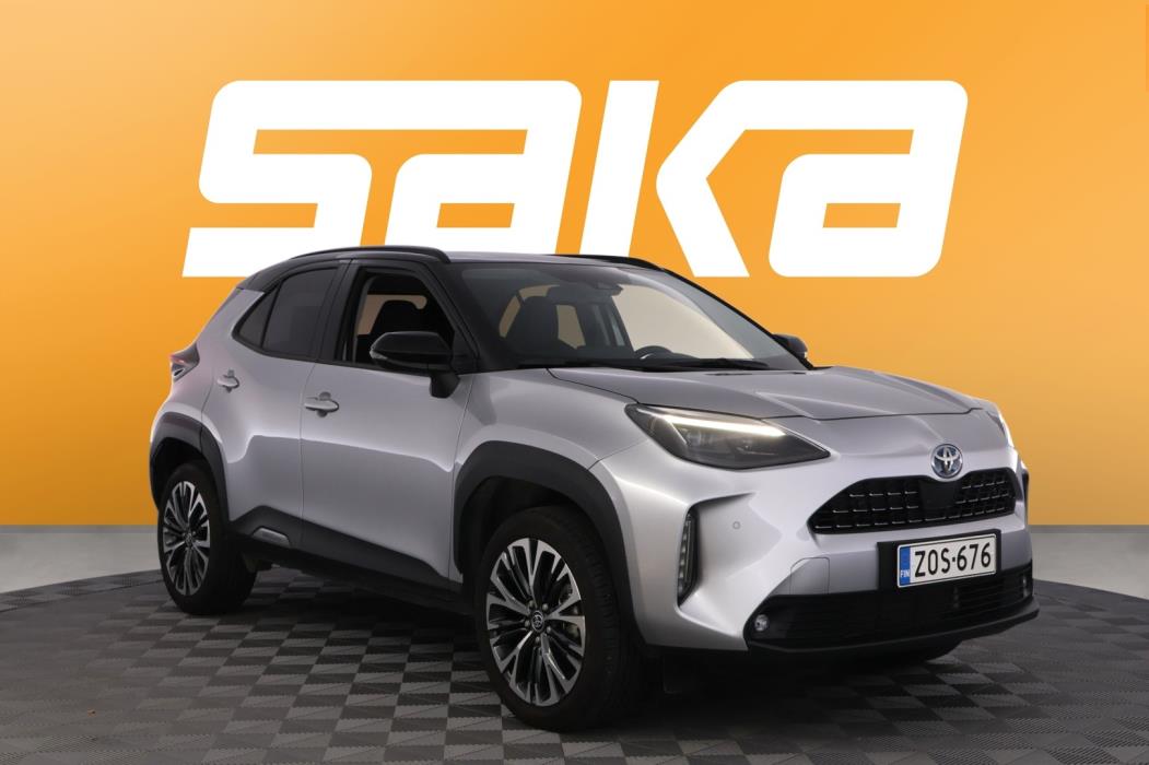 TOYOTA Yaris Cross 2023